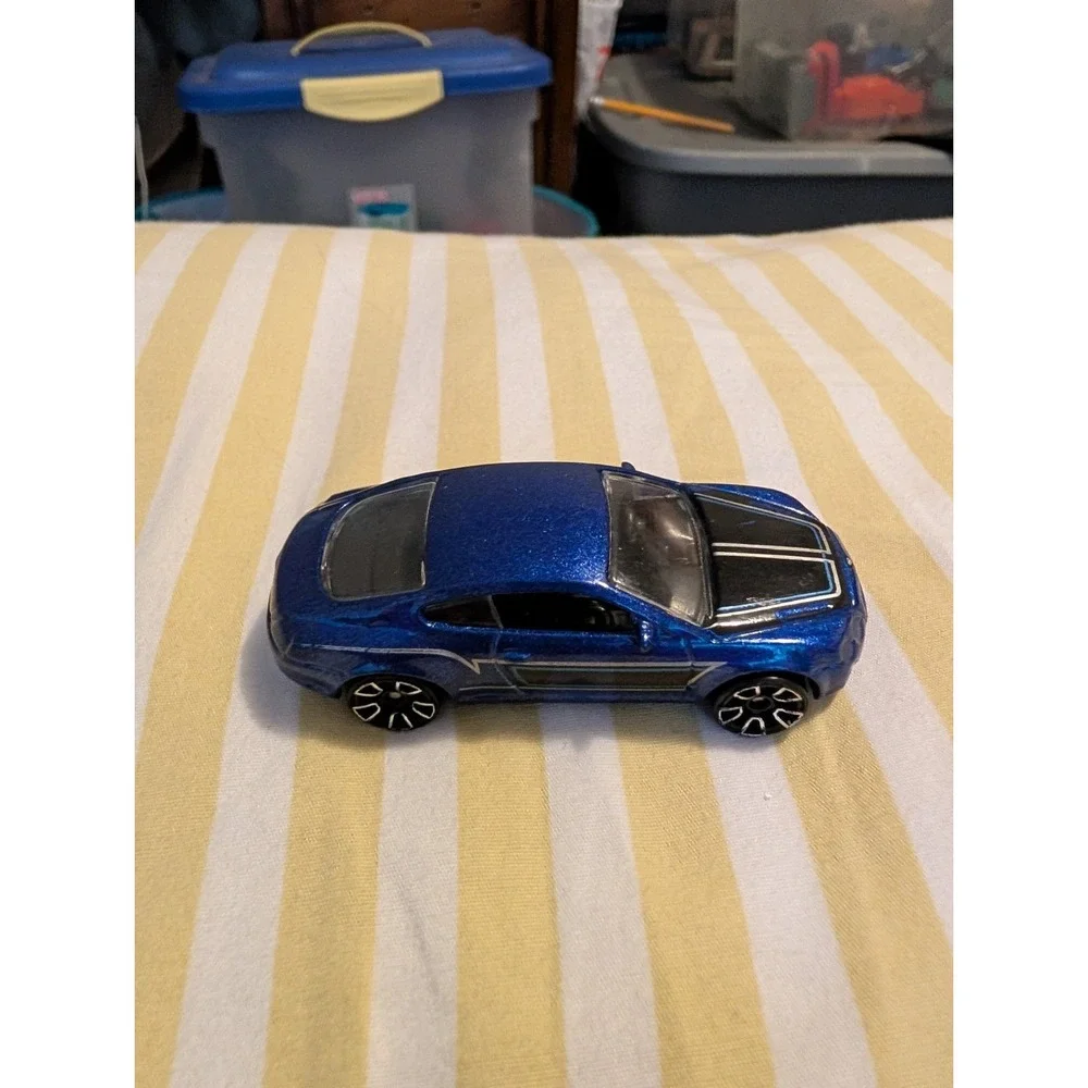 Hot Wheels Bentley Continental Supersports Blue HW Workshop 2015 Loose 1:64